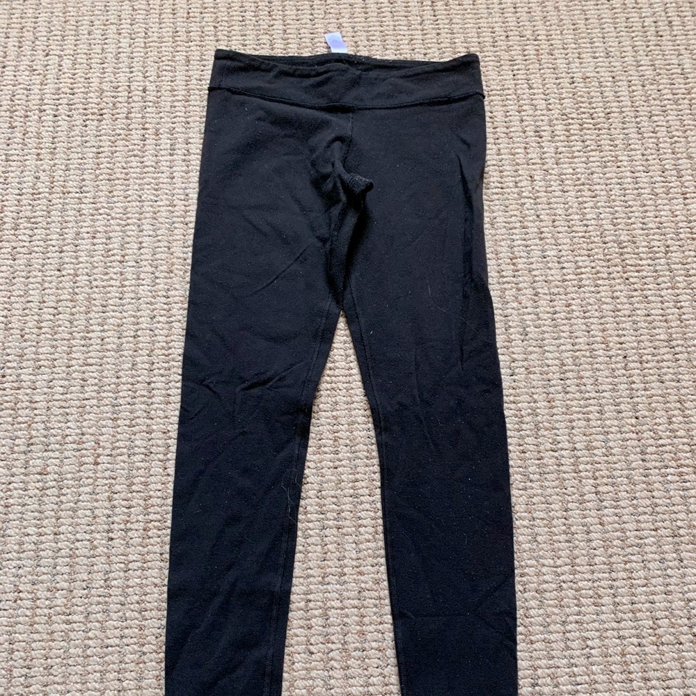 Black Ivivva Leggings